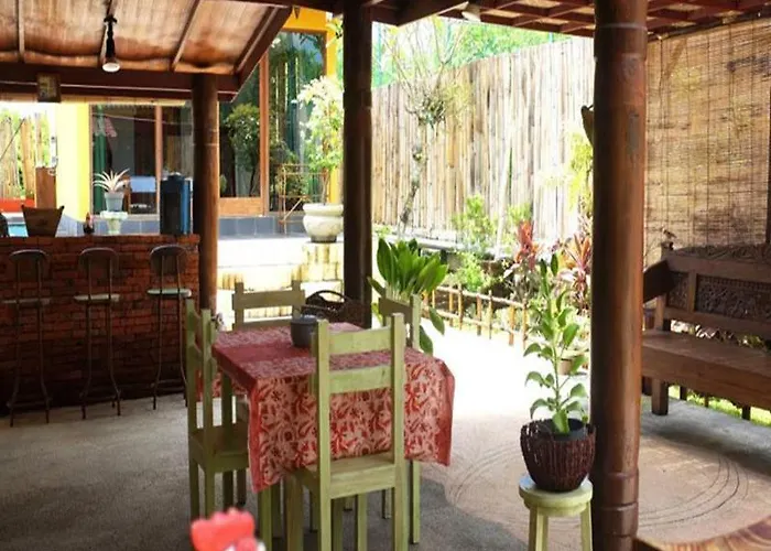 Anjing Guest house 4*